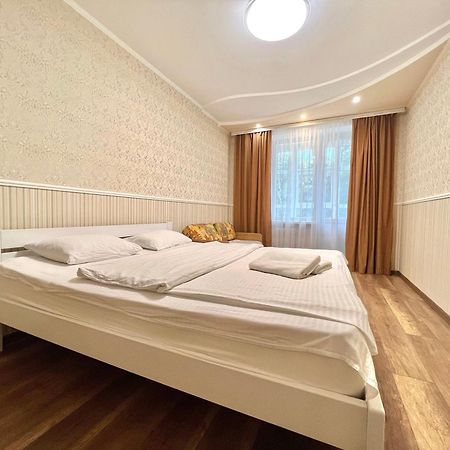 Apartpoltava 100 Квадратних Метрів Затишку В Серці Полтави, Корпусний Парк, Банківський Чек Poltava Exterior foto