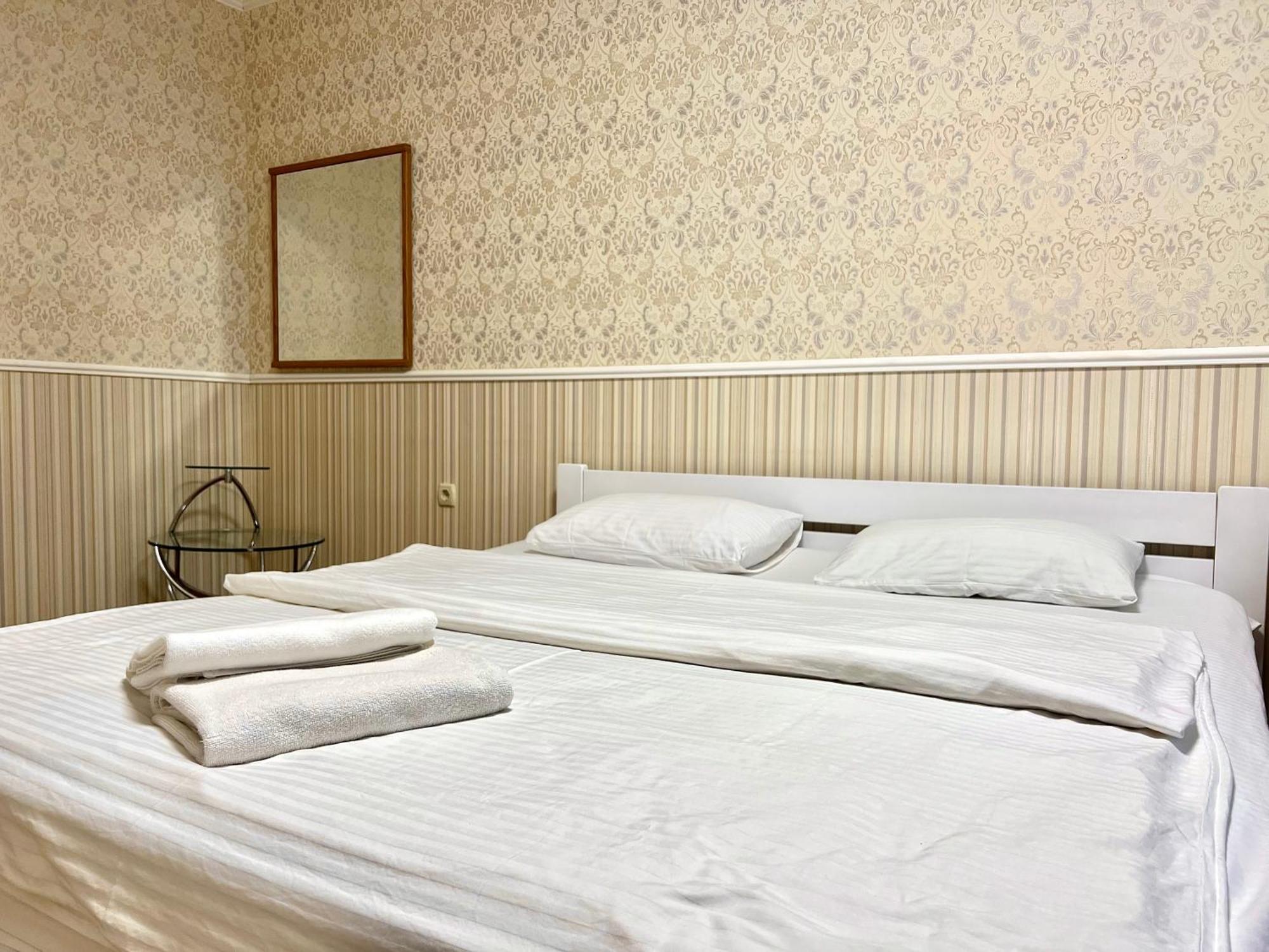 Apartpoltava 100 Квадратних Метрів Затишку В Серці Полтави, Корпусний Парк, Банківський Чек Poltava Exterior foto